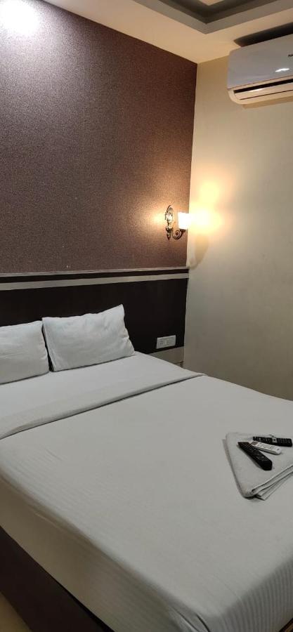 Hotel Bestend Bangalore Bagian luar foto