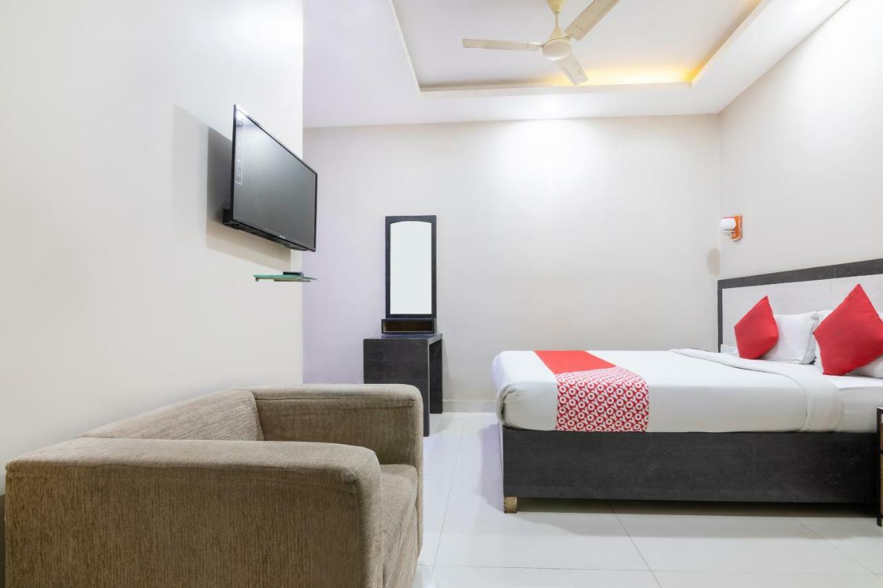 Hotel Bestend Bangalore Bagian luar foto